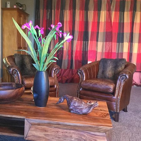 The Flying Trout Boutique Lodge Lago Lago Taupo Esterno foto