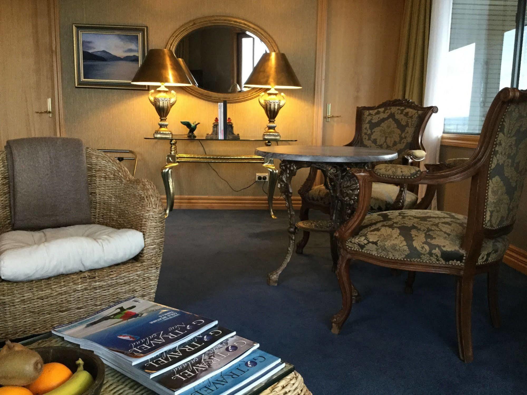 The Flying Trout Boutique Lodge Lago Lago Taupo Esterno foto