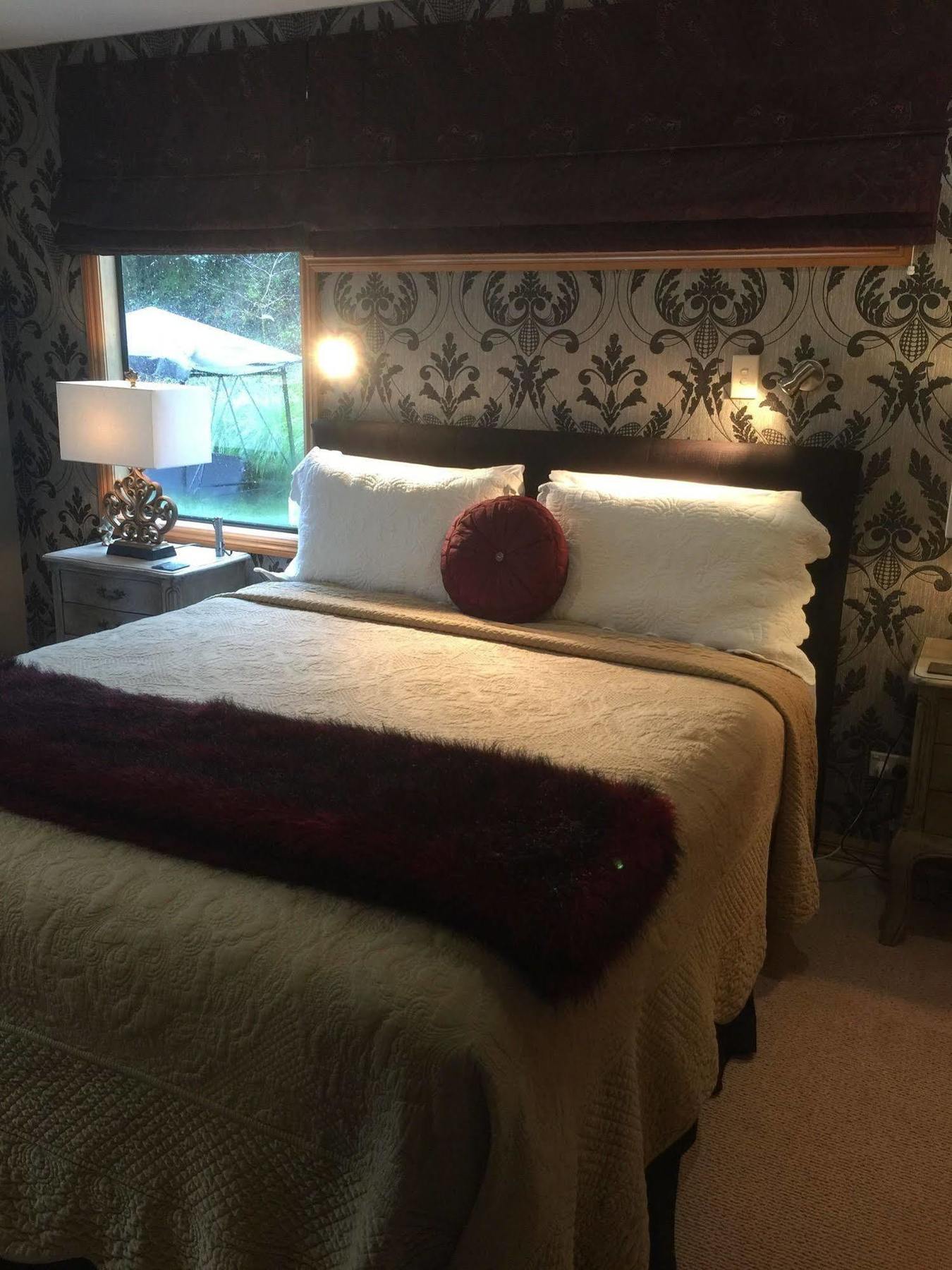 The Flying Trout Boutique Lodge Lago Lago Taupo Esterno foto