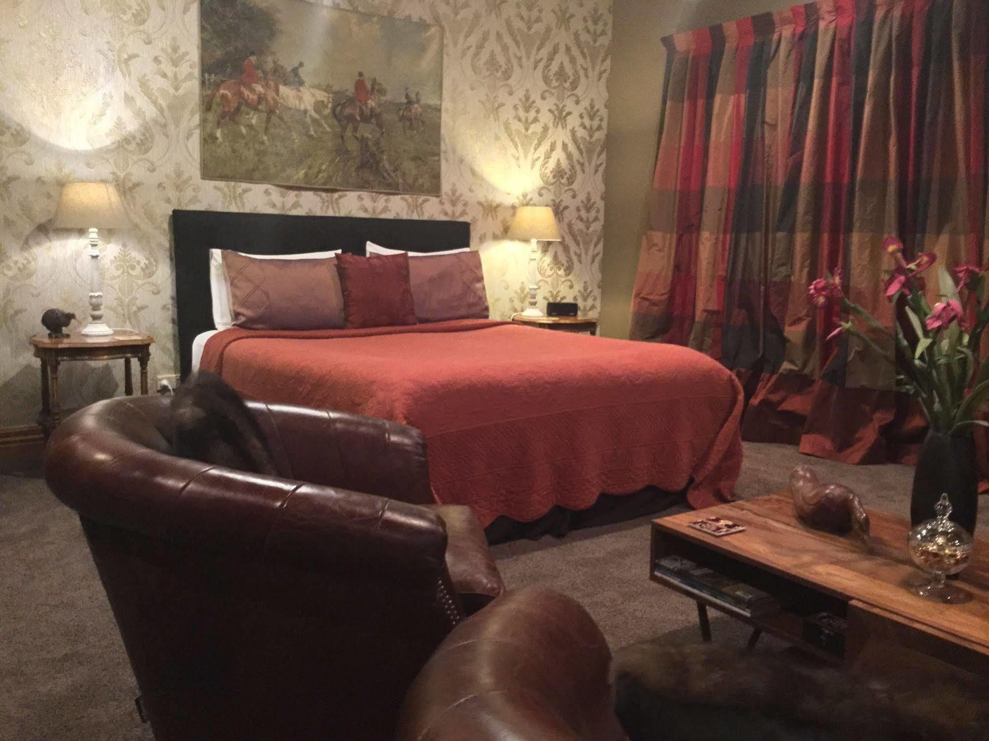 The Flying Trout Boutique Lodge Lago Lago Taupo Esterno foto
