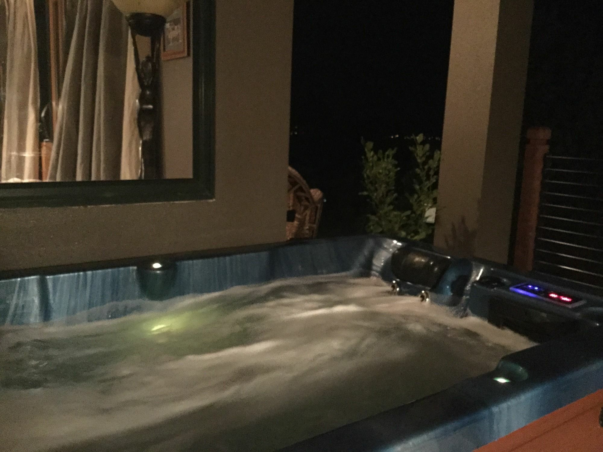 The Flying Trout Boutique Lodge Lago Lago Taupo Esterno foto